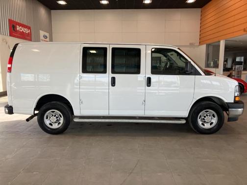 2024 Chevrolet Express 2500 Work Van