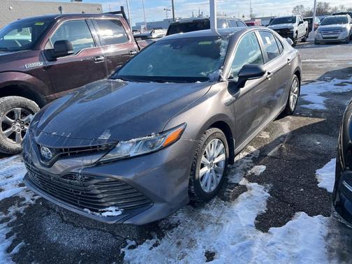 2018 Toyota Camry Hybrid Hybrid LE
