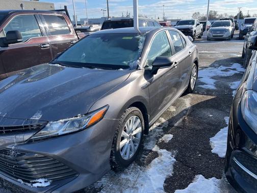 2018 Toyota Camry Hybrid Hybrid LE