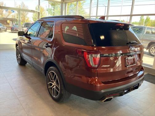 2016 Ford Explorer Sport