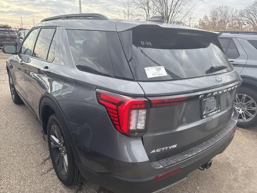 Carbonized Gray Metallic 2026 Ford Explorer Active