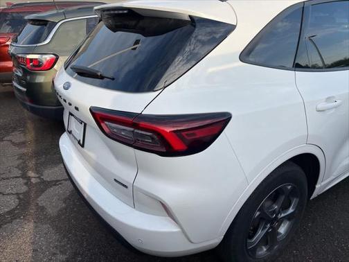 2024 Ford Escape ST-Line Select
