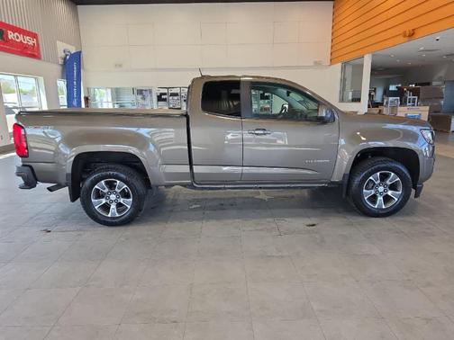 Brownstone Metallic 2016 Chevrolet Colorado Z71