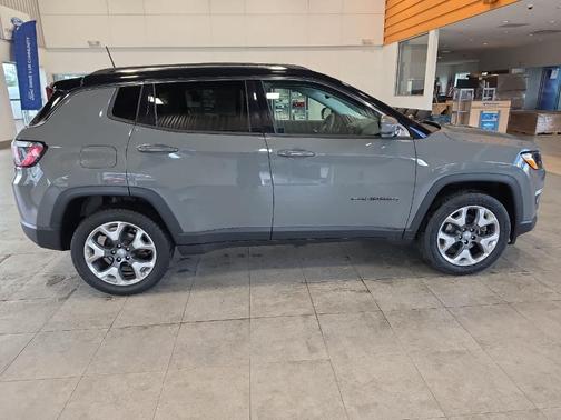 Sting Gray Clearcoat 2019 Jeep Compass Limited