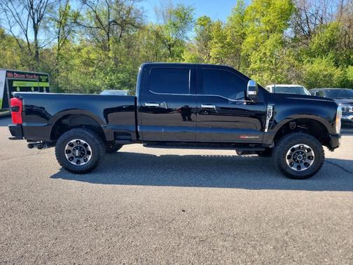 Agate Black Metallic 2023 Ford F-250 Platinum