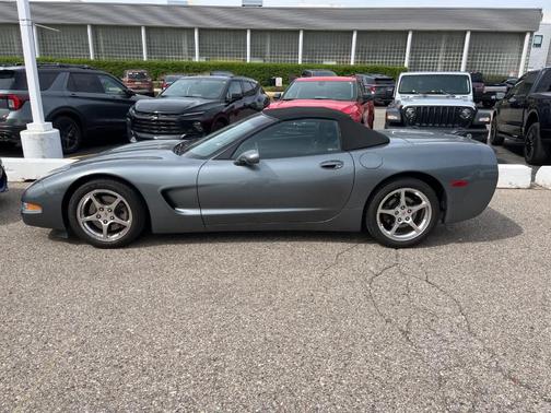 2004 Chevrolet Corvette Base