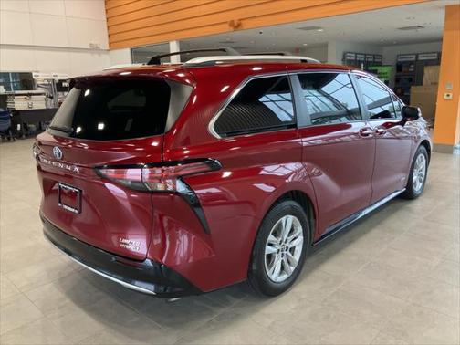 2021 Toyota Sienna Limited