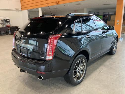 2016 Cadillac SRX Performance Collection
