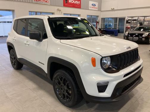 2023 Jeep Renegade Latitude