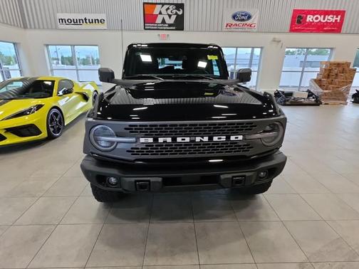 Shadow Black 2023 Ford Bronco Badlands