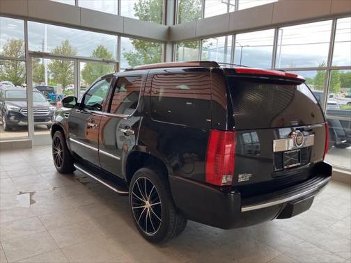 2012 Cadillac Escalade Luxury