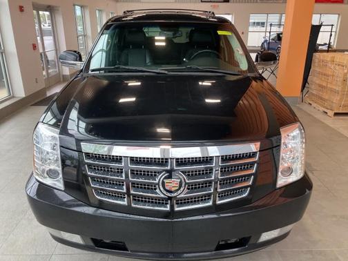 2012 Cadillac Escalade Luxury