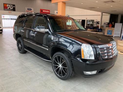2012 Cadillac Escalade Luxury