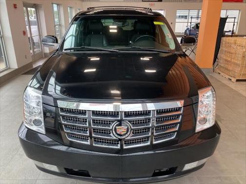 2012 Cadillac Escalade Luxury