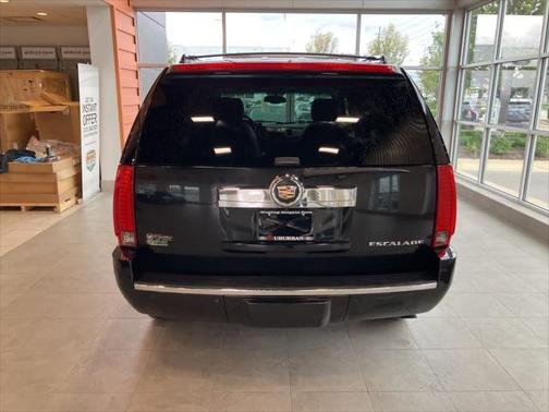 2012 Cadillac Escalade Luxury