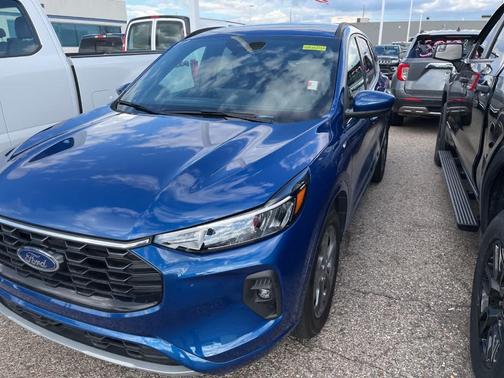2023 Ford Escape ST-Line Select
