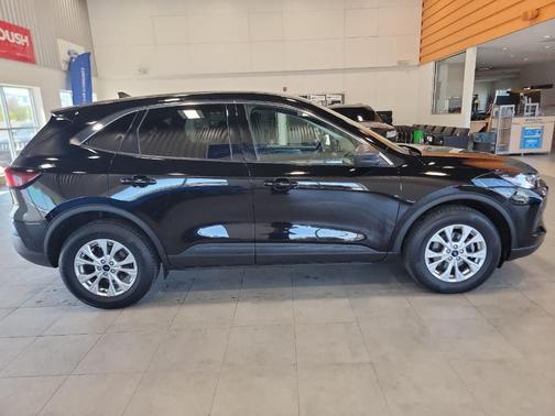 Agate Black Metallic 2023 Ford Escape Active