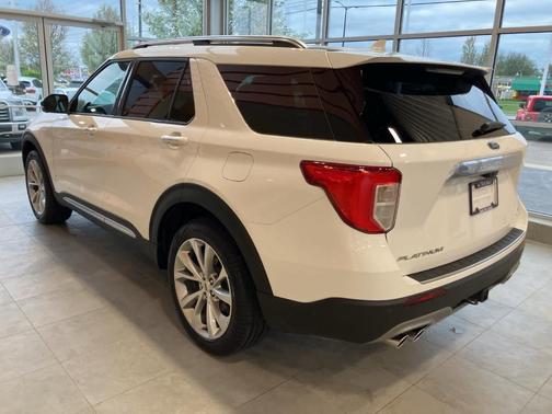 2022 Ford Explorer Platinum