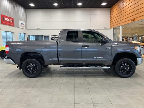 2016 Toyota Tundra SR