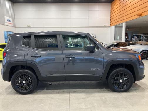 2023 Jeep Renegade Latitude