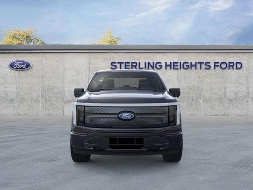 2025 Ford F-150 Lightning Flash