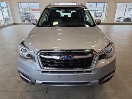 Ice Silver Metallic 2017 Subaru Forester 2.5i Touring