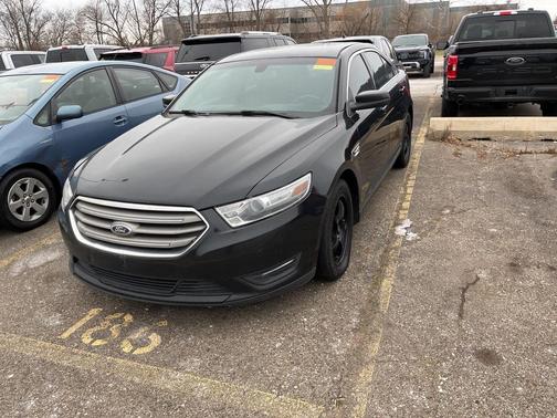 2014 Ford Taurus SEL