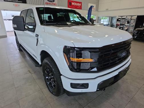 Oxford White 2024 Ford F-150 XLT