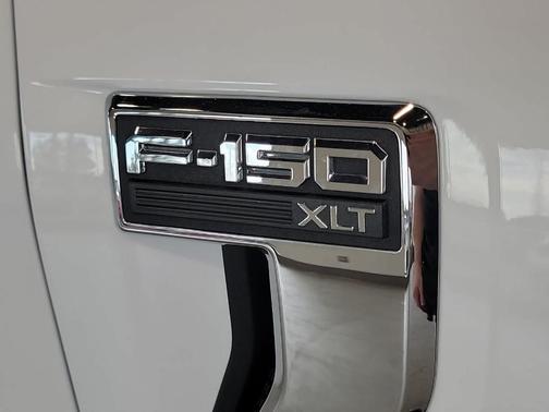 Oxford White 2021 Ford F-150 XLT
