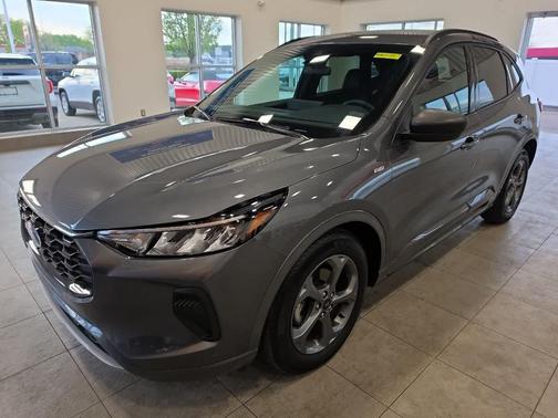 Carbonized Gray Metallic 2023 Ford Escape ST-Line