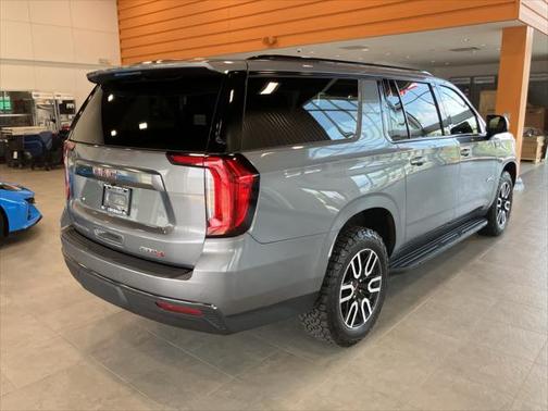 2021 GMC Yukon XL AT4