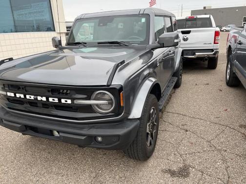 2023 Ford Bronco Outer Banks