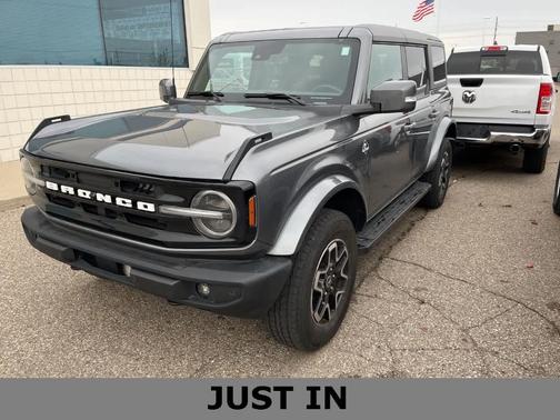 2023 Ford Bronco Outer Banks