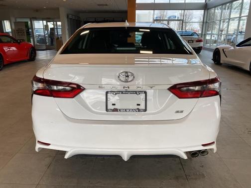 2024 Toyota Camry SE