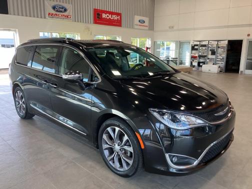 2020 Chrysler Pacifica Limited