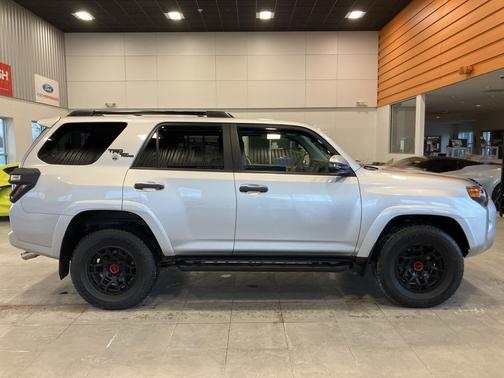 2022 Toyota 4Runner TRD Off Road Premium