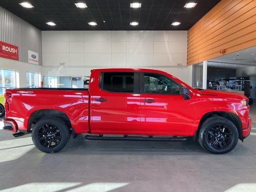 2021 Chevrolet Silverado 1500 Custom