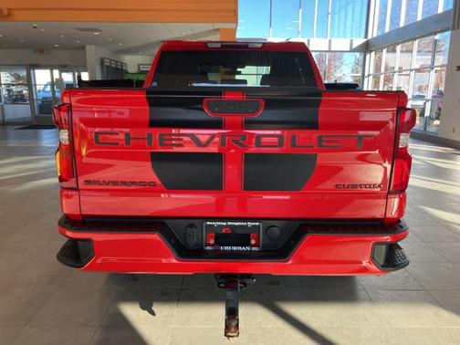 2021 Chevrolet Silverado 1500 Custom