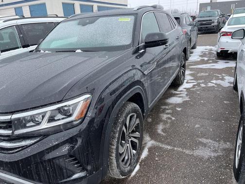 2022 Volkswagen Atlas Cross Sport 2.0T SEL