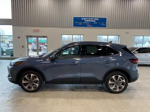 2023 Ford Escape Platinum