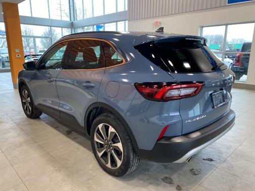 2023 Ford Escape Platinum