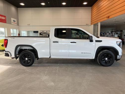 2023 GMC Sierra 1500 Pro