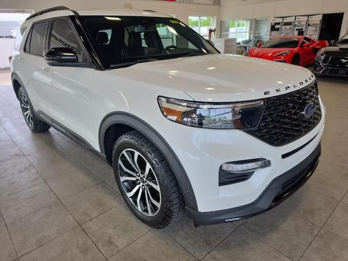 Star White 2021 Ford Explorer ST