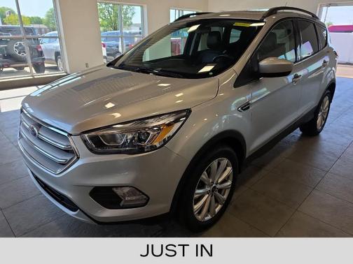 Ingot Silver Metallic 2019 Ford Escape SEL
