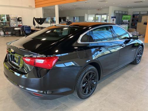 2025 Chevrolet Malibu LT