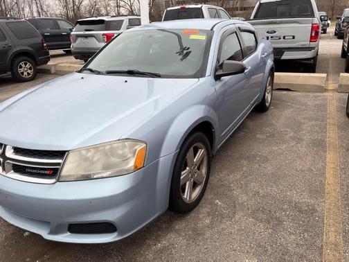 2013 Dodge Avenger SE