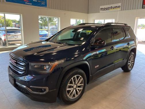 2017 GMC Acadia SLE-2