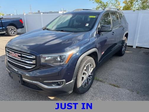 2017 GMC Acadia SLE-2