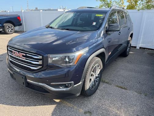 2017 GMC Acadia SLE-2