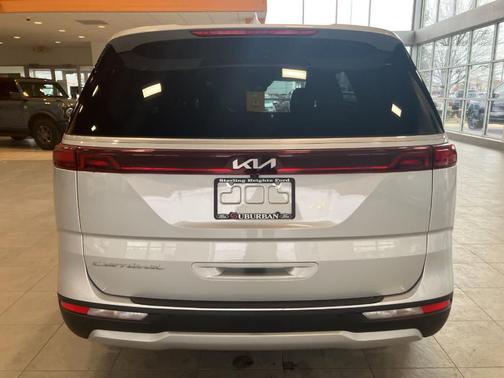 2022 Kia Carnival LX